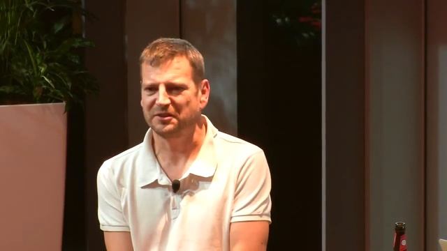 React London Meetup March 2015, Stu Harris, Building the Worlds Largest Grocery Site With React смотреть онлайн