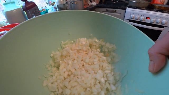 Готовим вкусный салат из печени смотреть онлайн