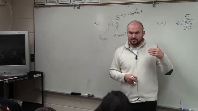 How to use the long division algorithm with numbers and a remainder смотреть онлайн