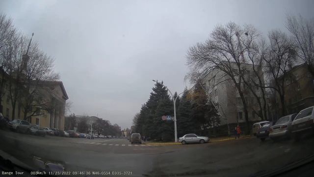Луганск, ул. Коцюбинского, Луначарского, Котельникова. 2022 11.23 - 09:45:07 смотреть онлайн