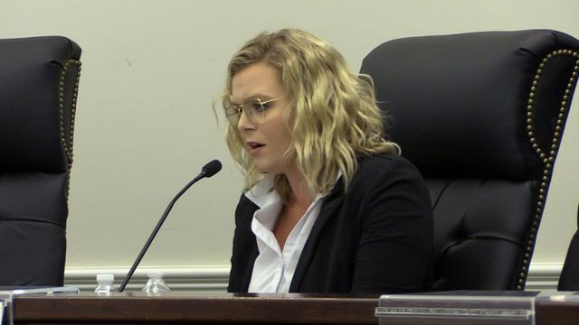 Front Royal/Warren County Chamber of Commerce Candidate Forum - Town Council смотреть онлайн