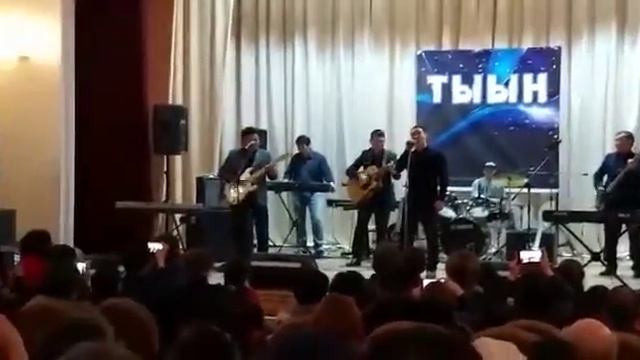 Песня В.Цоя "Звезда по имени Солнце"-поет Василий Софронов смотреть онлайн