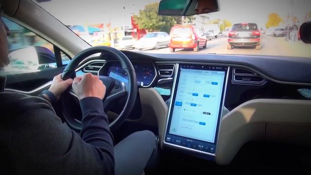 Tesla's Updated Autopilot, with Enhanced Autosteer features. смотреть онлайн