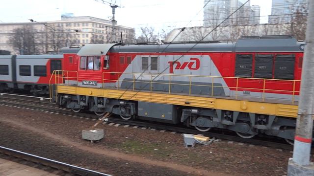 МЦД-2 Ласточка ЭС2Г-117 и ЭП2Д-0075, ст. Каланчёвская смотреть онлайн