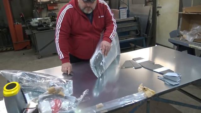 Petrinčič Bros. VQ Model P-51B Mustang ARF 1580mm (62.2") from H-King Unboxing - Community Content смотреть онлайн
