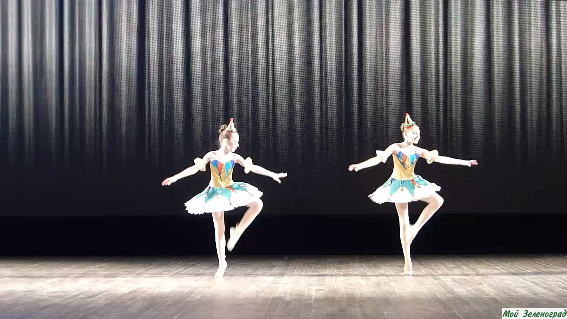 Мария Будкина и Виктория Пронина - Пиццикато из балета Р. Дриго «Арлекиниада»