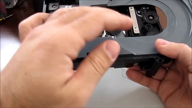 Xbox 360 repair disk drive Tray stack/Not Reading Disk- Advanced User смотреть онлайн