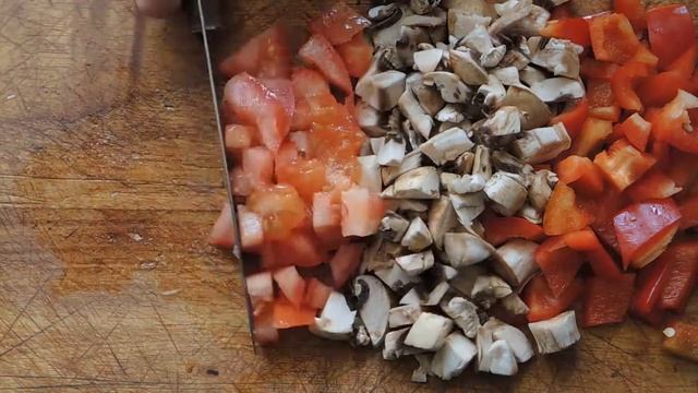 Арабский омлет с овощами. Очень вкусно!!! Больше не готовлю обычный омлет! смотреть онлайн