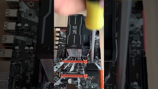 PC Build - Intel XEON E5 2686 V4 RAM 32GB M2 500GB RTX 2060 Super Segotep 650W смотреть онлайн