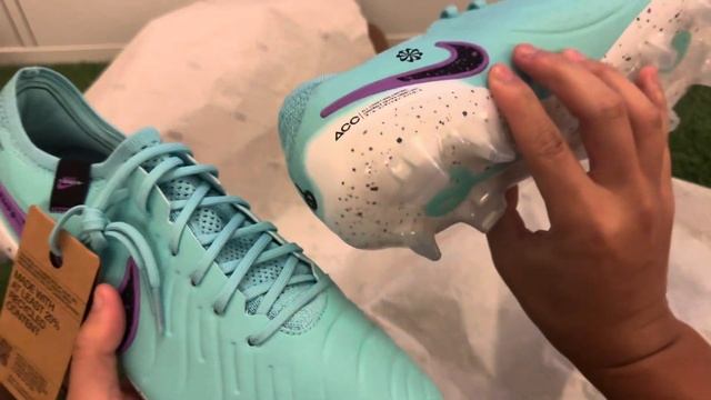 Nike Tiempo Legend 10 Elite Firm Ground Boots - Unboxing Video! (Nike Peak Ready Pack) смотреть онлайн