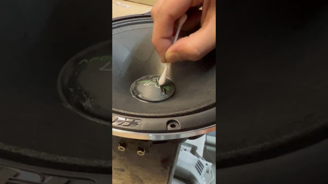 Лечим динамик своими руками #автозвук #динамик #shorts смотреть онлайн