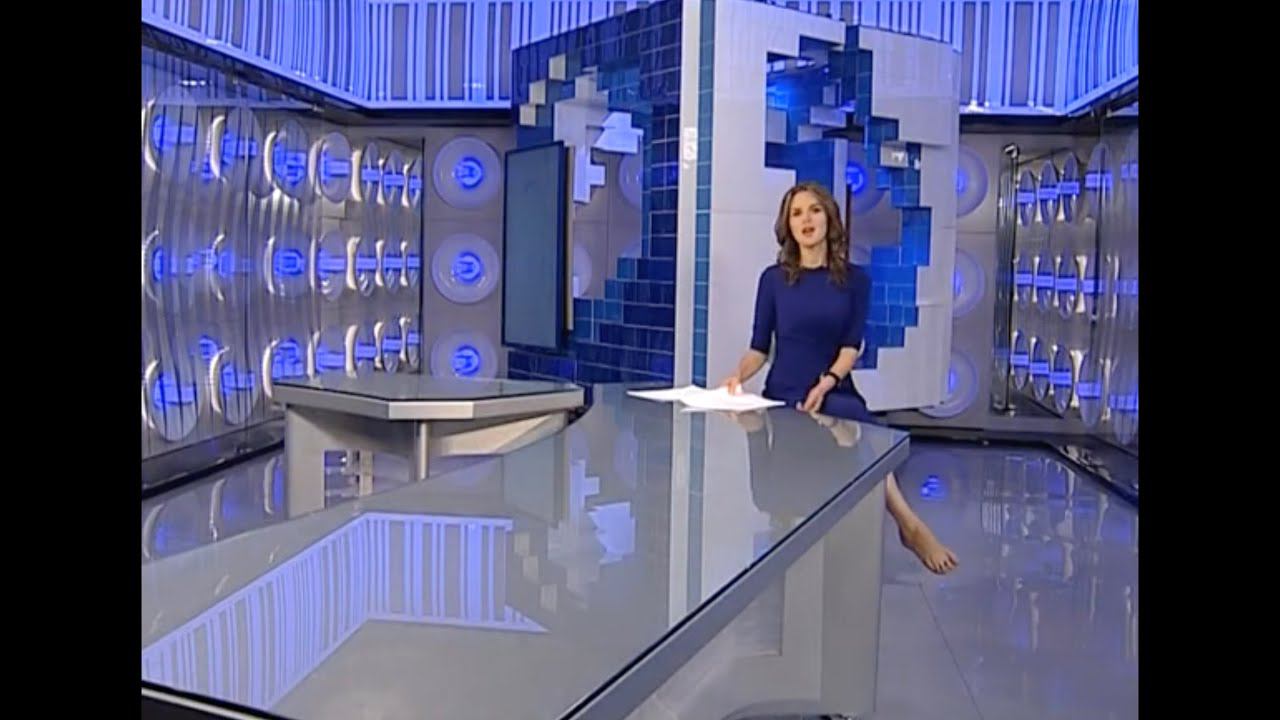Телеляп ведущей в прямом эфире