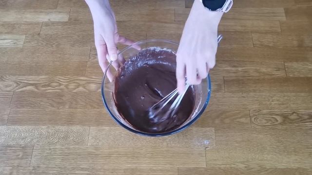 Шоколадный Кекс без яйц, масла и молока/Schokokuchen ohne Eier, Butter und Milch. смотреть онлайн