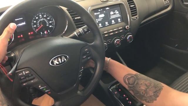 2018 Kia Forte (585PL) смотреть онлайн