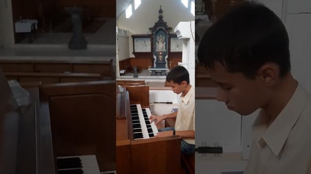 Призрак Оперы, Эндрю Ллойд Уэббер, исполнение Станислав Бондарчук @stasbondarchuk смотреть онлайн