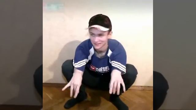 Девушки, а какие вам встречались парни? 😁 смотреть онлайн