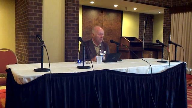 Ben Bova reading at Balticon 45! смотреть онлайн