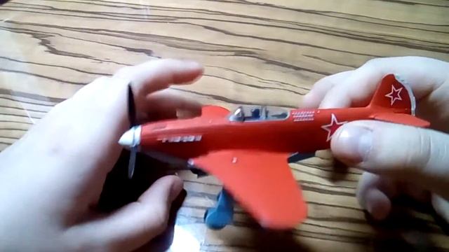Обзор покрашеной модели як-3п 1/72 от звезда! смотреть онлайн