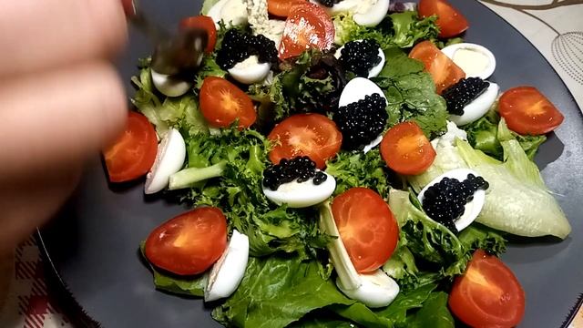 Салат Цезарь с Морепродуктами. Очень Вкусно!!! смотреть онлайн