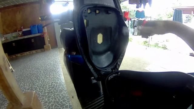 INSTALLING SEAT DAMPER / HONDA CLICK 125i смотреть онлайн