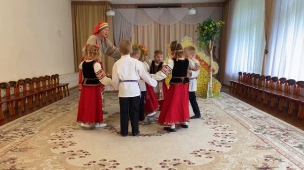 Народная подвижная игра "Шёл козел по лесу"