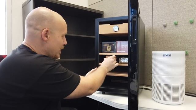 Audew 300 Count Thermoelectric Humidor Review смотреть онлайн
