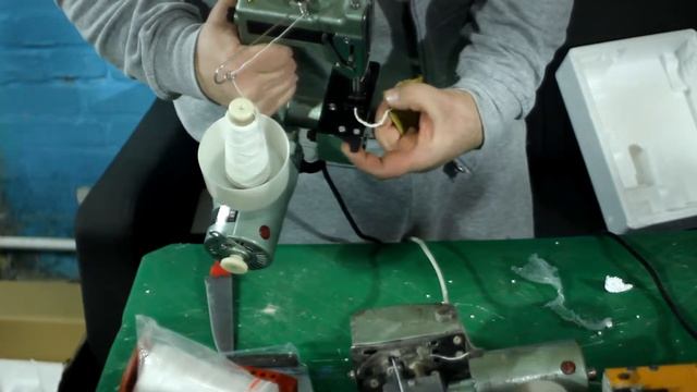 ОБЗОР МАШИНКИ ДЛЯ ЗАШИВАНИЯ МЕШКОВ(РАСПАКОВКА) смотреть онлайн