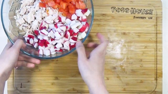 Калифорнийский салат с курицей и авокадо смотреть онлайн