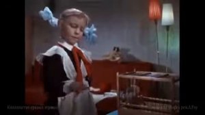 Я девочка шутливая,  веселая и милая.. Со всех сторон красивая,  со всех, со всех сторон!  ))))