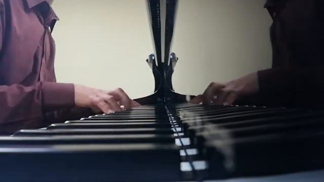 Виталий Неугасимов - Сколько есть на свете чудес / Константин Карташов, фортепиано смотреть онлайн