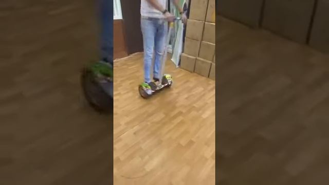 Гироскутер Smart Balance Сигвей с ручкой 10 дюймов смотреть онлайн