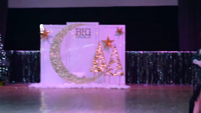 New Year Pro-Am Celebration 2022.Solo Performance.Rumba. Швиданенко Вадим-Мамаева Нина смотреть онлайн