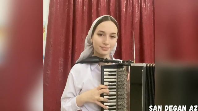 ЧЕЧЕНКА С ЗОЛОТЫМ ГОЛОСОМ АЖ МУРАШКИ ПО КОЖЕ ПРОСТО ПОСЛУШАЙТЕ смотреть онлайн