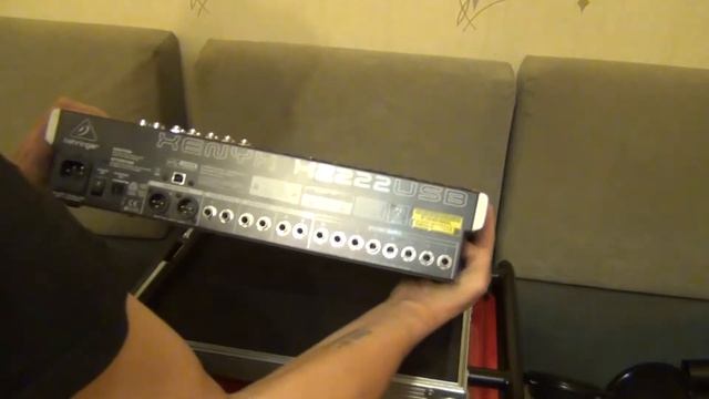 Микшер Behringer X2222USB с кейсом на Авито смотреть онлайн