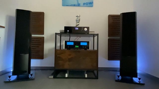 IMPIANTO AUDIO HIFI HIEND MCINTOSH MC152 FINALE SONUS FABER VENERE 3.0 ADVANCE ACOUSTIC XSTREAM 9