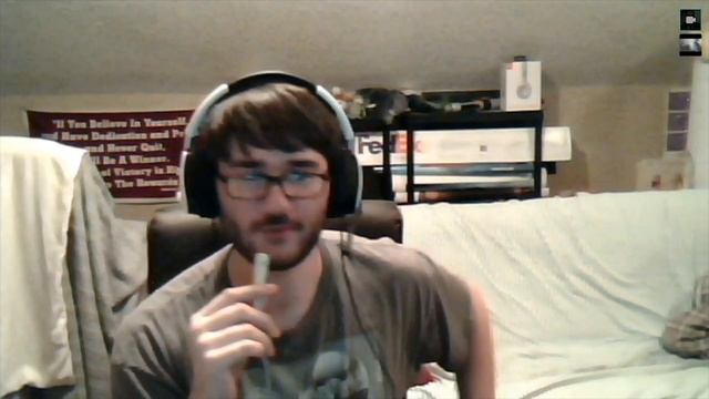 Social Distancing with 2 Old Webcams! (Xbox Live Vision & Logitech C200) смотреть онлайн