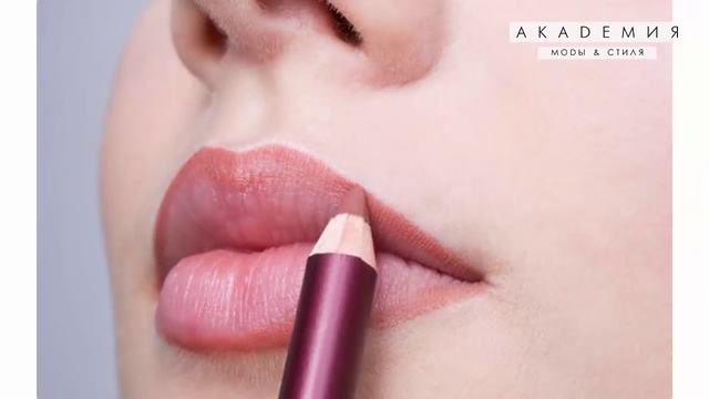 Как подобрать свой оттенок красной помады.