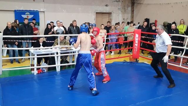 Кик-боксинг, Артём Демиденко, кр. & Иван Ромашов, син Межрегиональный турнир в г.Курчатов, 10.202 смотреть онлайн