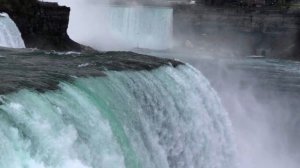 WATERFALL SOUNDS 10 hours - NATURE SOUNDS / ШУМ ВОДОПАДА 10 часов - МЯГКИЙ ШУМ ДЛЯ СНА И МЕДИТАЦИИ