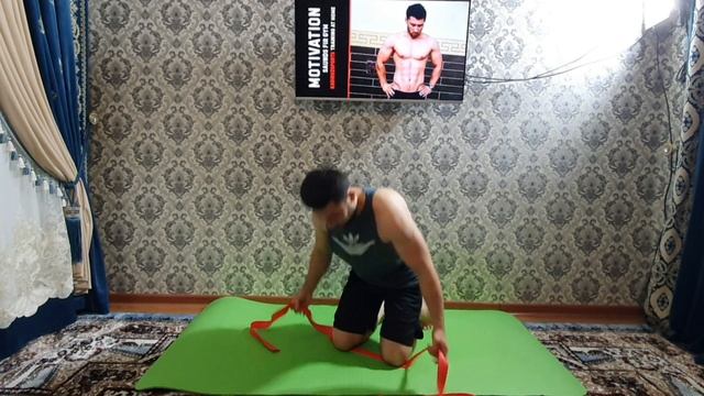 Firtnes Rezina Bilan BICEPS Va  BILAKNI Katta Qilish Usuli Uy Sharoitida.!