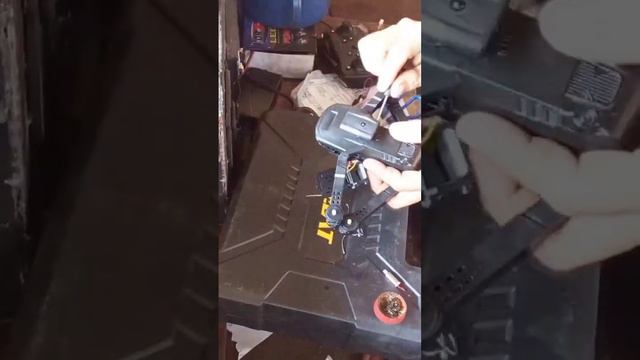 E100 pro drone replacing brush motor and test flight смотреть онлайн