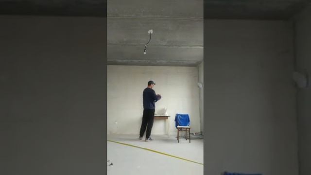 Закладка коммуникаций под кондиционер на стадии ремонта. смотреть онлайн