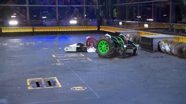 WAR HAWK V AXE BACKWARDS | BattleBots