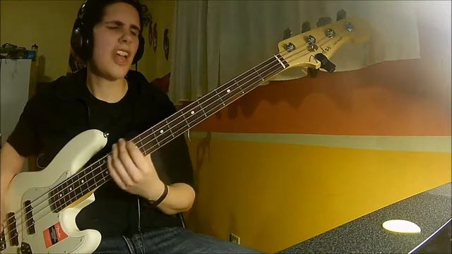 First Date - Blink 182 (Bass Cover) смотреть онлайн