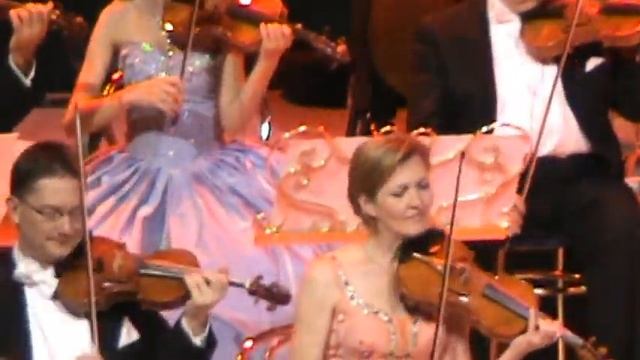 Show Andre Rieu - Parte 3 - Valsa de Waltz e Começo Valsa dos Patinadores смотреть онлайн