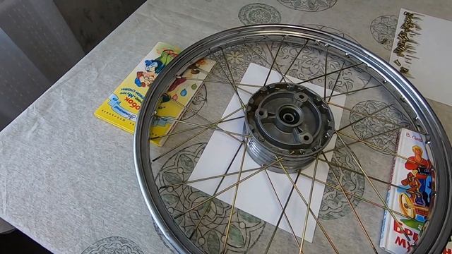 Как спицевать колёса мопеда Рига-13 , Рига-11 , Рига-7 смотреть онлайн