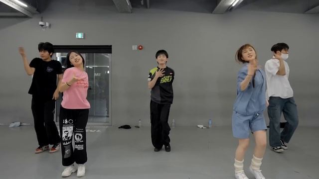 YOASOBI - Yoru Ni Kakeru (Into The Night) / Learner's Class