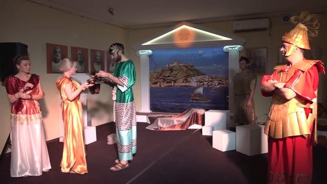 Спектакль "ЛИСА И ВИНОГРАД" в Картинной галерее смотреть онлайн