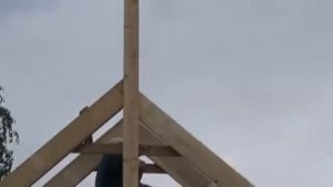 Простая установка стропильной системы. Двускатная крыша для металлочерепицы.