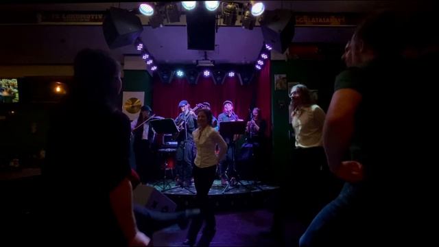 SlipÉir - Reels (Wrong Foot Forward/The Tarbolton/Farewell To Ireland/The Road To Errogie) смотреть онлайн